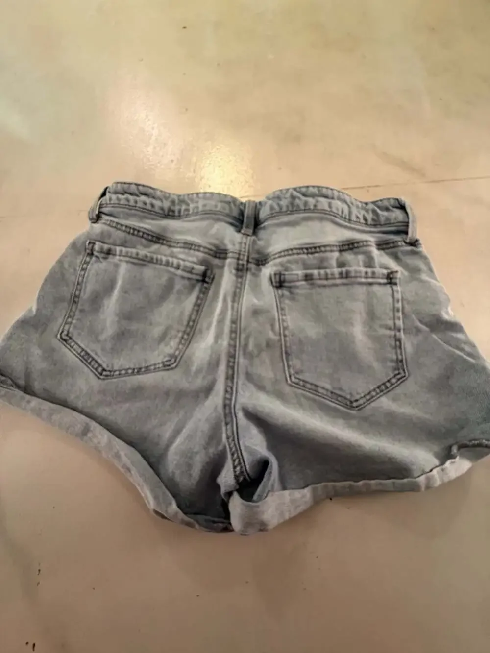 11/30 Mid-Rise Cuffed Denim Shorts